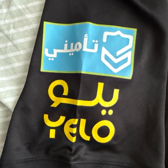 Nike Black and Yellow Men's Jersey - Picture 3 of 5